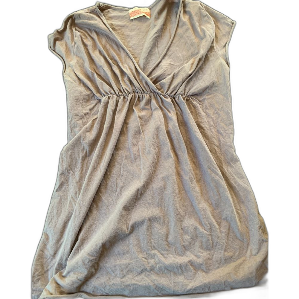 Anthropologie Ben & Lucia baby doll cap sleeve tee shirt, size L, taupe